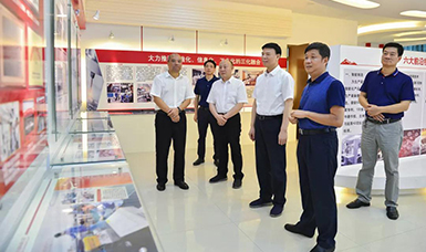 福建省人大常委會(huì)黨組書記、副主任張廣敏蒞臨虹潤(rùn)公司調(diào)研指導(dǎo)